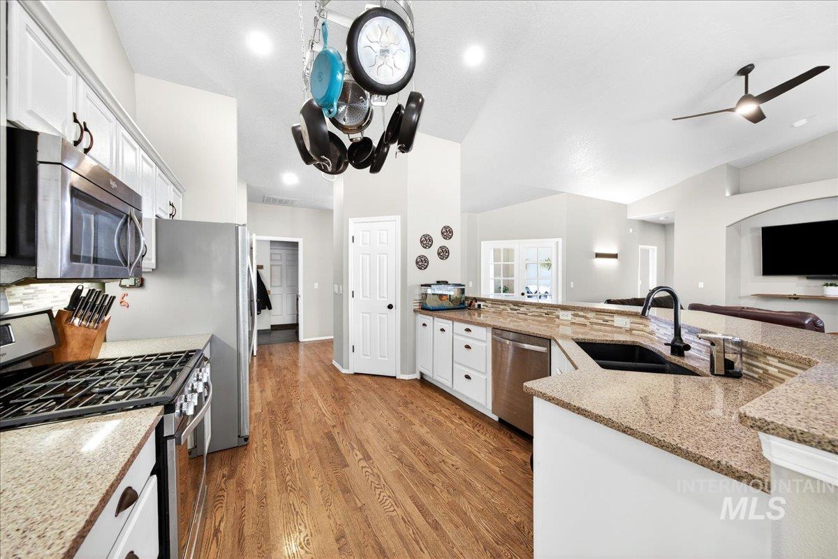 2180 E Dworshak Ct, Meridian, Idaho 83642, 4 Bedrooms, 2.5 Bathrooms, Residential For Sale, Price $635,000, 98982504