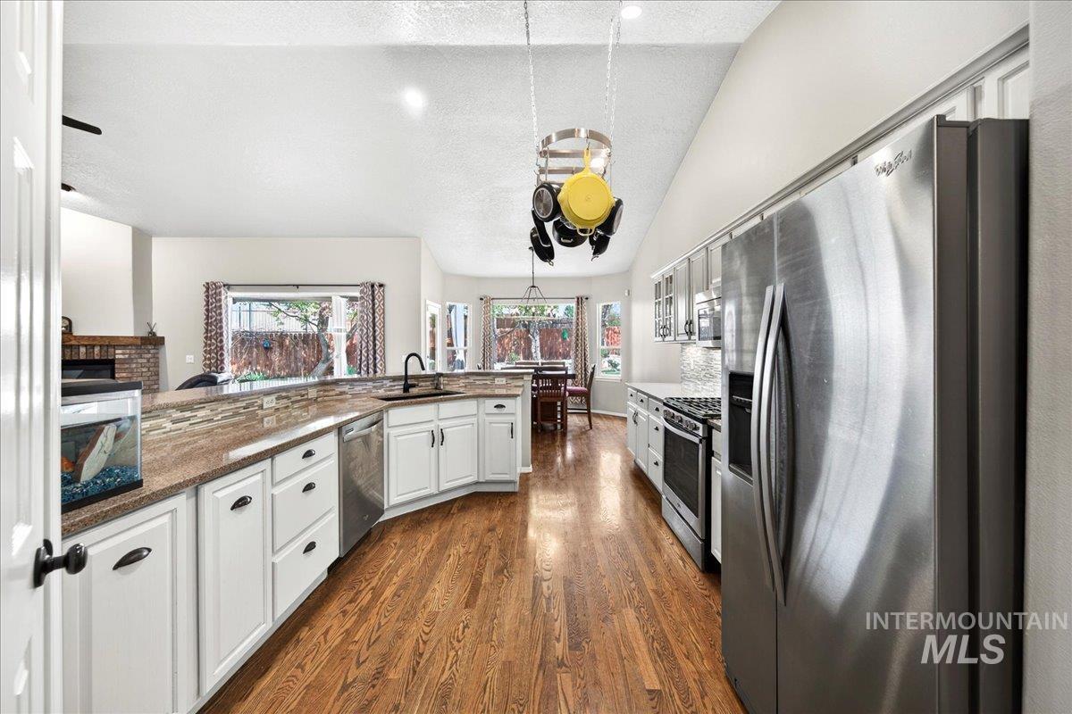 2180 E Dworshak Ct, Meridian, Idaho 83642, 4 Bedrooms, 2.5 Bathrooms, Residential For Sale, Price $635,000, 98982504