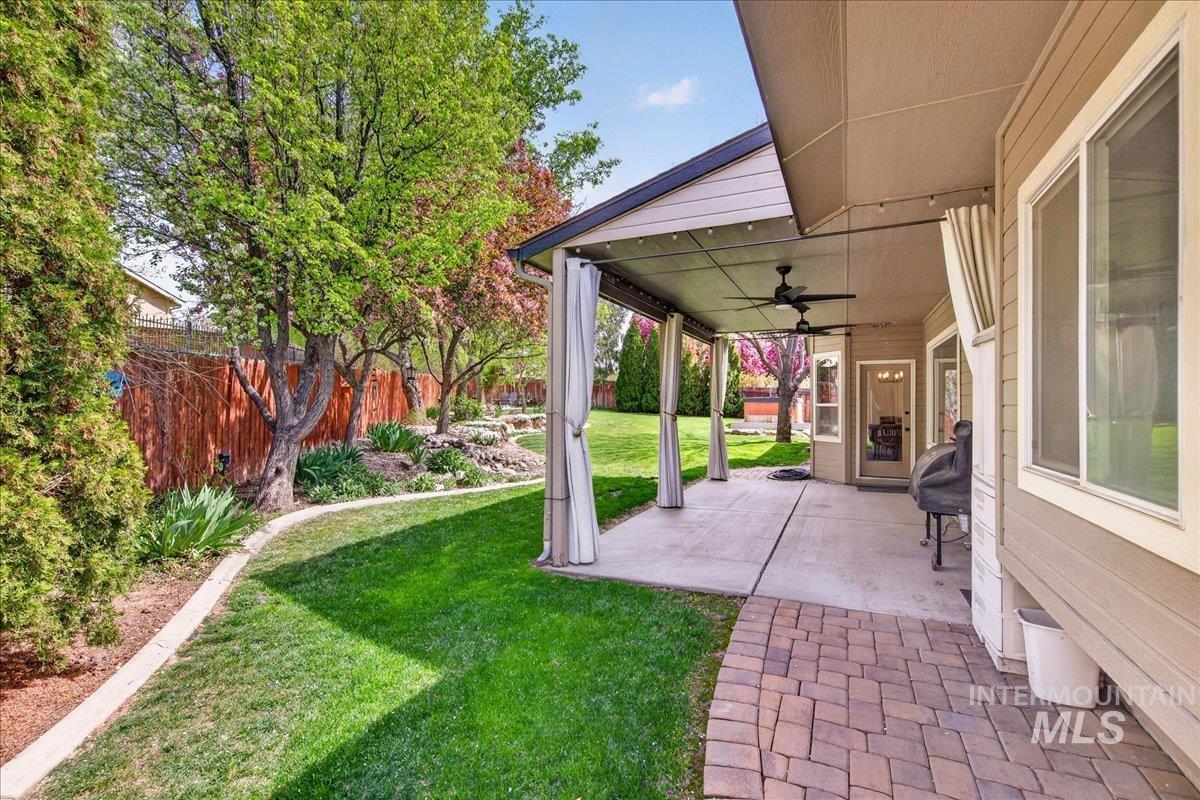 2180 E Dworshak Ct, Meridian, Idaho 83642, 4 Bedrooms, 2.5 Bathrooms, Residential For Sale, Price $635,000, 98982504