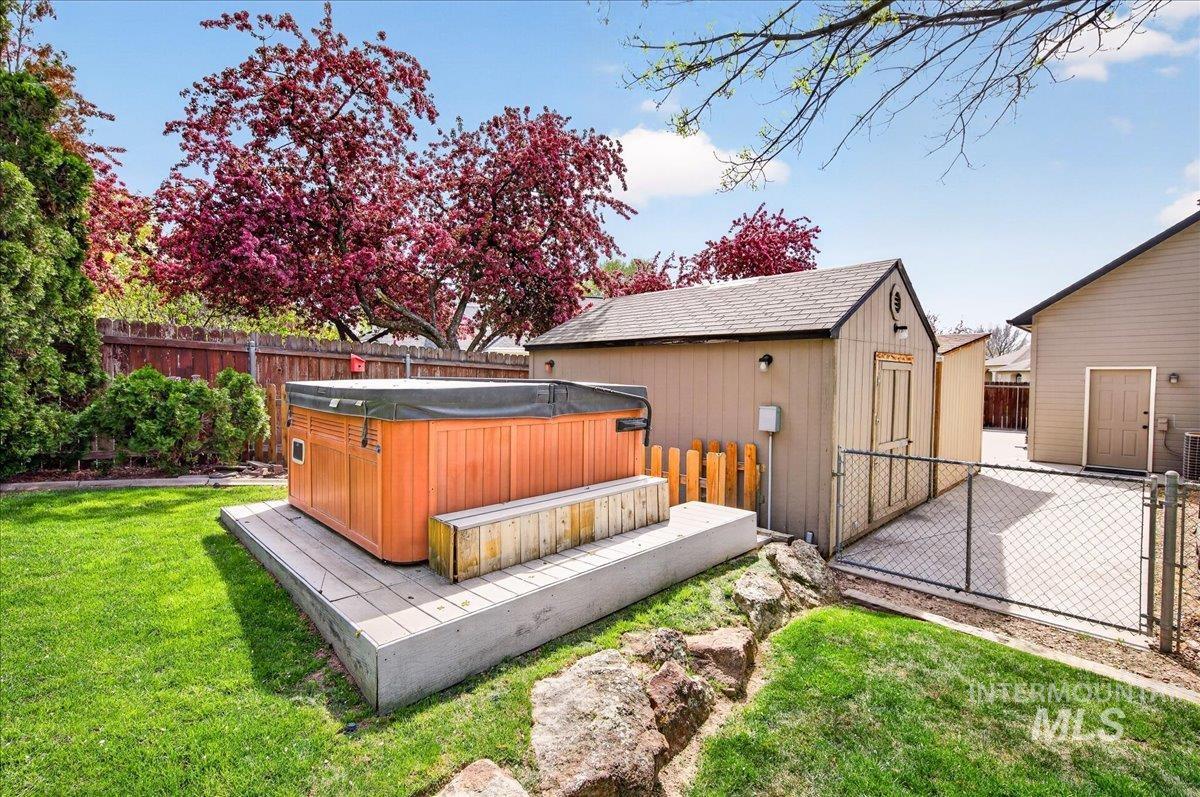 2180 E Dworshak Ct, Meridian, Idaho 83642, 4 Bedrooms, 2.5 Bathrooms, Residential For Sale, Price $635,000, 98982504