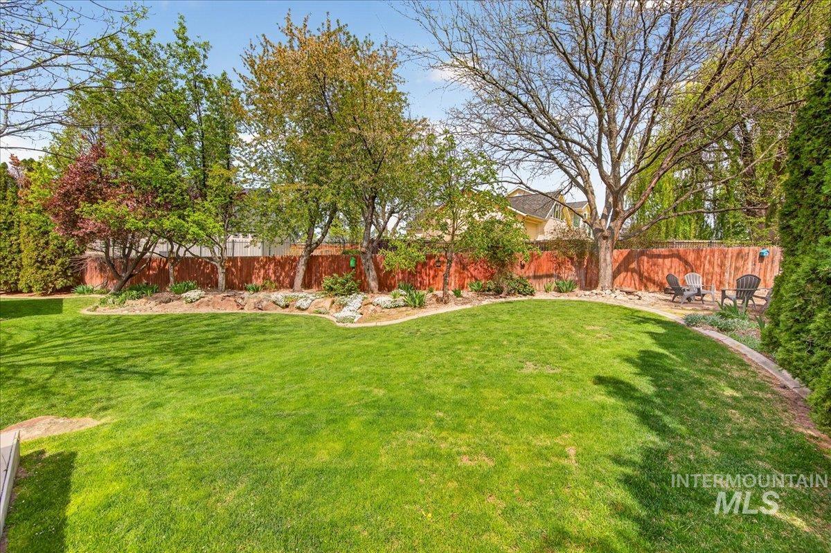 2180 E Dworshak Ct, Meridian, Idaho 83642, 4 Bedrooms, 2.5 Bathrooms, Residential For Sale, Price $635,000, 98982504