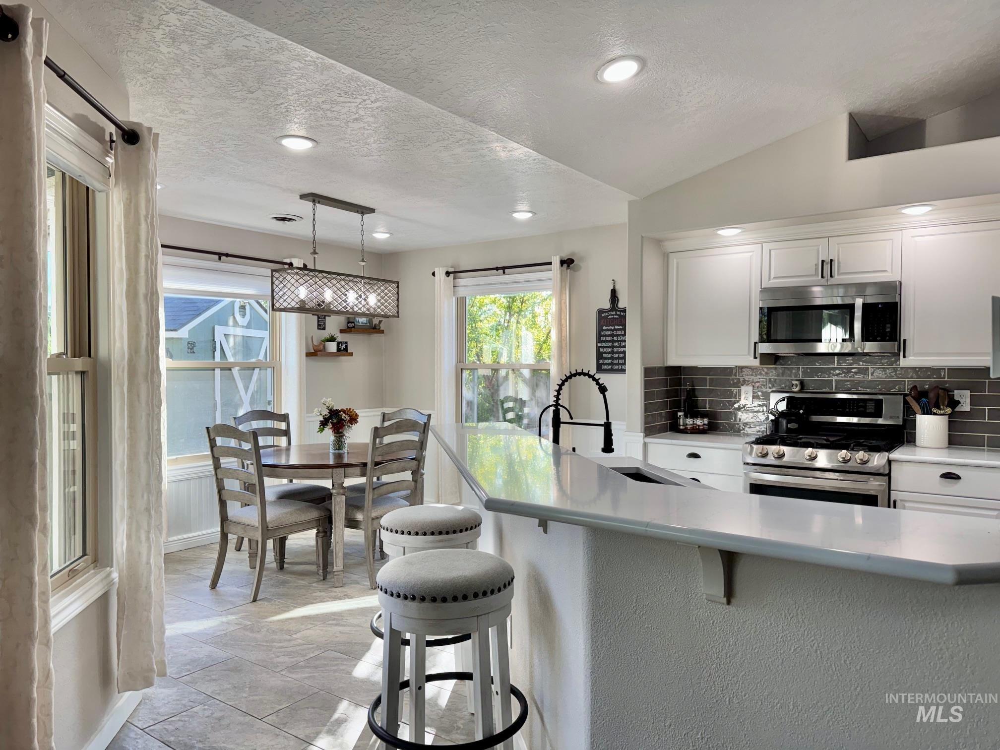 16825 N Darmady, Nampa, Idaho 83687, 3 Bedrooms, 2 Bathrooms, Residential For Sale, Price $424,900, 98982505