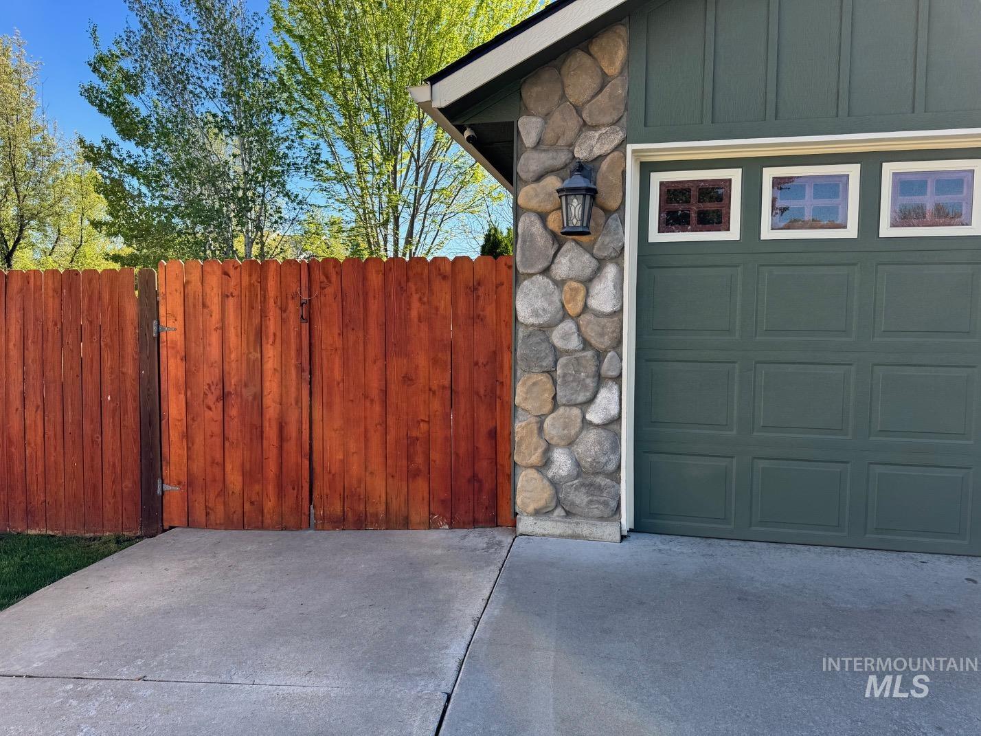 16825 N Darmady, Nampa, Idaho 83687, 3 Bedrooms, 2 Bathrooms, Residential For Sale, Price $424,900, 98982505