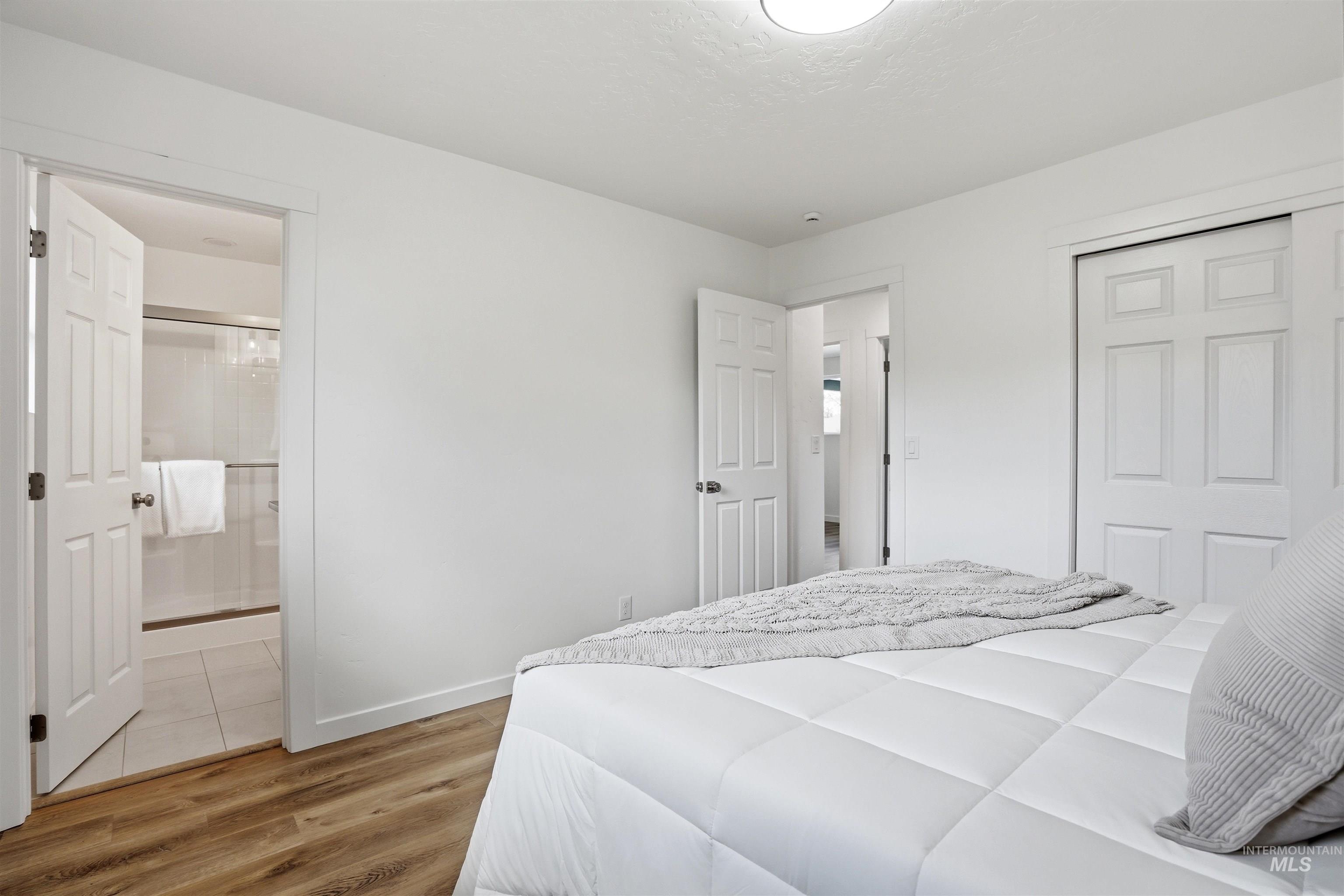 9225 W Landmark St, Boise, Idaho 83704, 3 Bedrooms, 2 Bathrooms, Residential For Sale, Price $455,000, 98982506