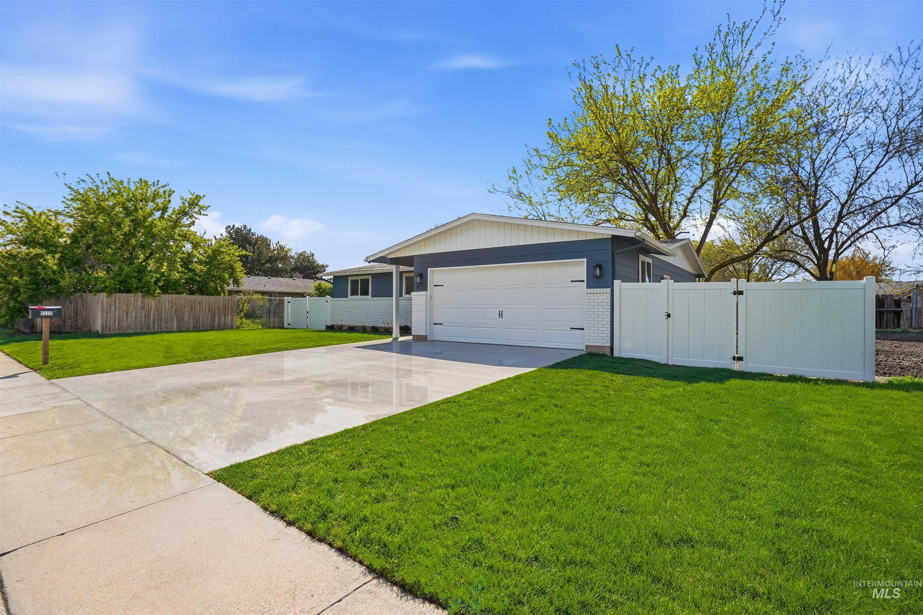 9225 W Landmark St, Boise, Idaho 83704, 3 Bedrooms, 2 Bathrooms, Residential For Sale, Price $455,000, 98982506