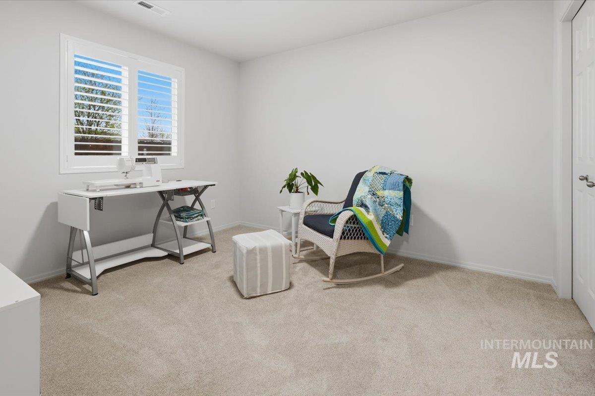 19511 Commonwealth Ave, Caldwell, Idaho 83605, 3 Bedrooms, 2 Bathrooms, Residential For Sale, Price $400,000, 98982507