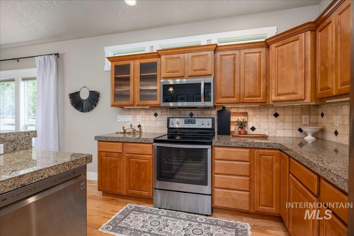 5710 W Grover, Boise, Idaho 83705, 3 Bedrooms, 2 Bathrooms, Residential For Sale, Price $539,900,MLS 98982511