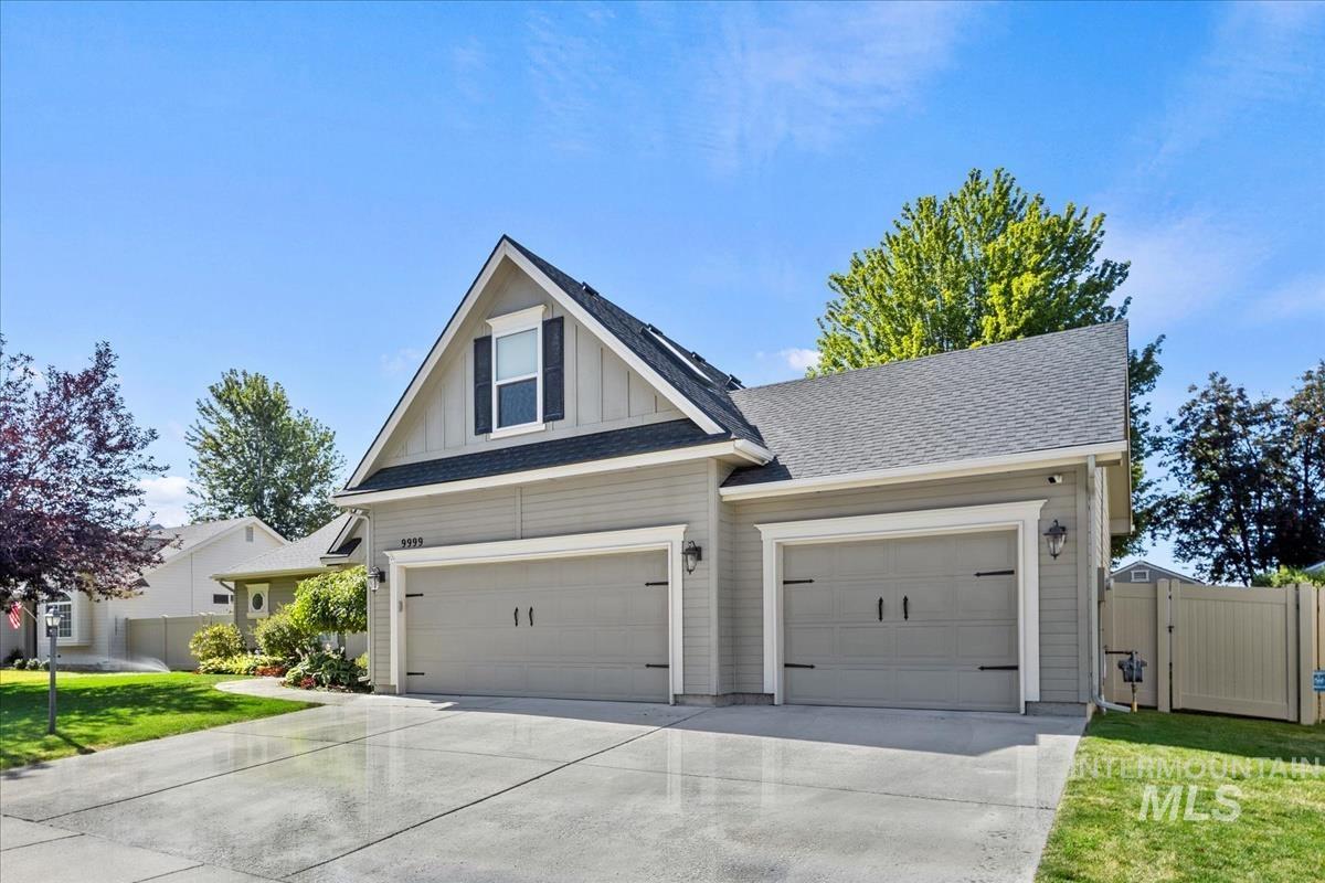9999 W Hollandale Drive, Boise, Idaho 83709, 4 Bedrooms, 2.5 Bathrooms, Residential For Sale, Price $639,900,MLS 98982512