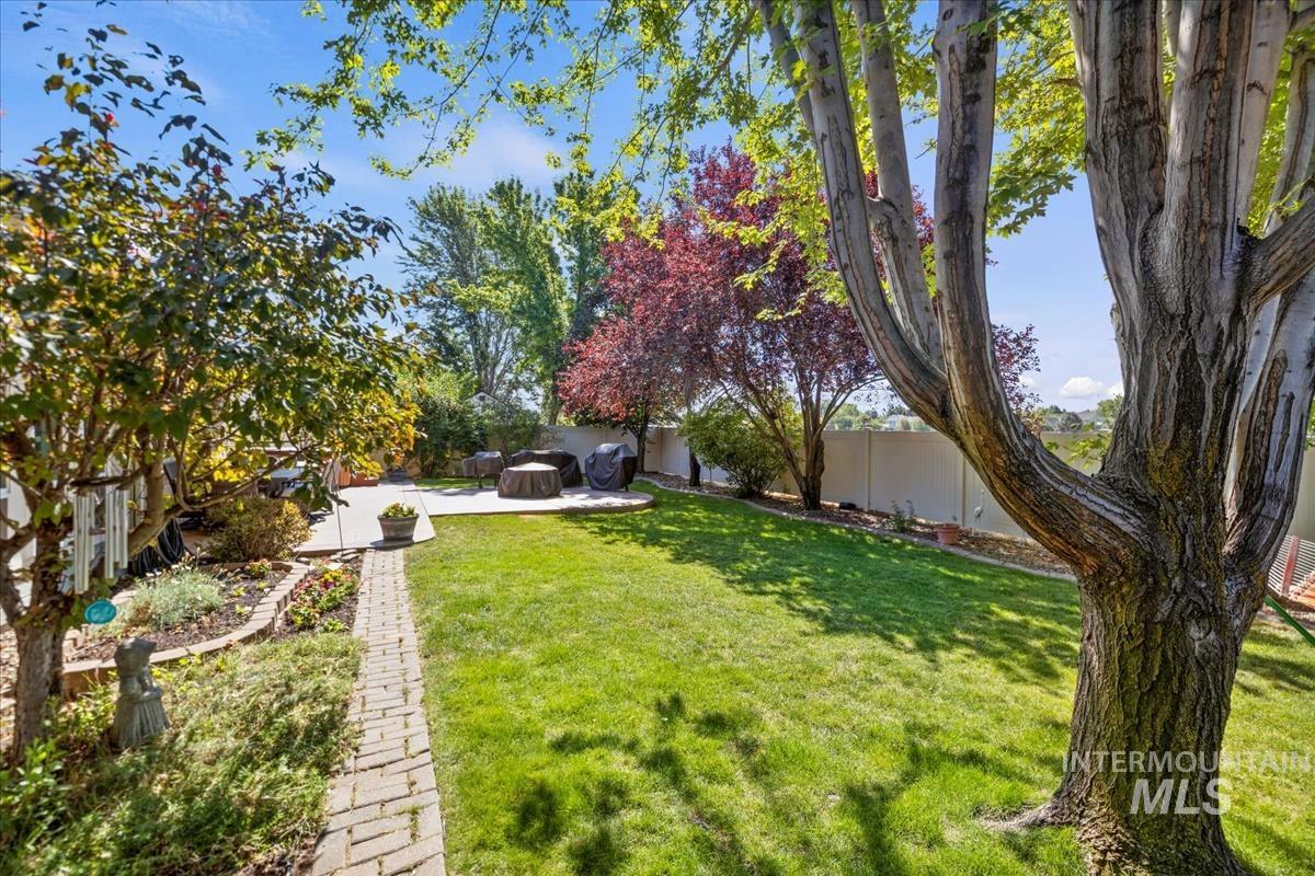 9999 W Hollandale Drive, Boise, Idaho 83709, 4 Bedrooms, 2.5 Bathrooms, Residential For Sale, Price $639,900,MLS 98982512