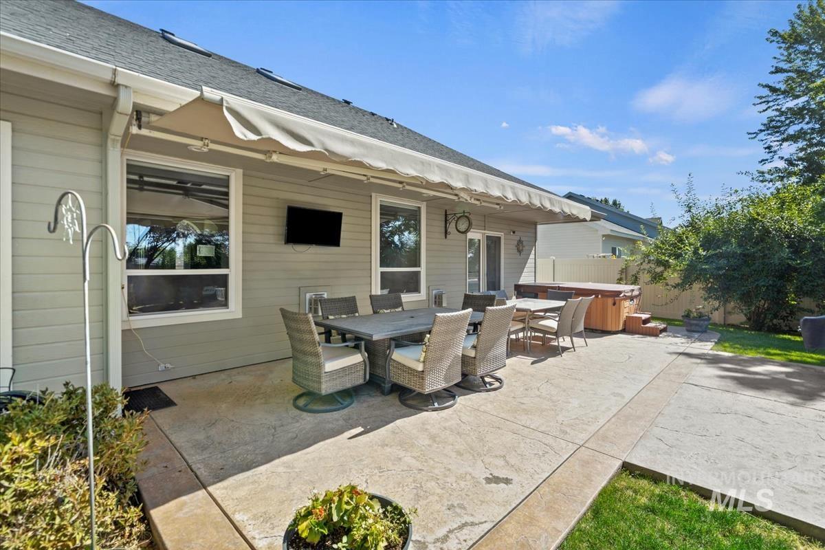 9999 W Hollandale Drive, Boise, Idaho 83709, 4 Bedrooms, 2.5 Bathrooms, Residential For Sale, Price $639,900,MLS 98982512