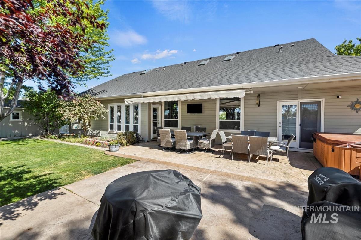 9999 W Hollandale Drive, Boise, Idaho 83709, 4 Bedrooms, 2.5 Bathrooms, Residential For Sale, Price $639,900,MLS 98982512