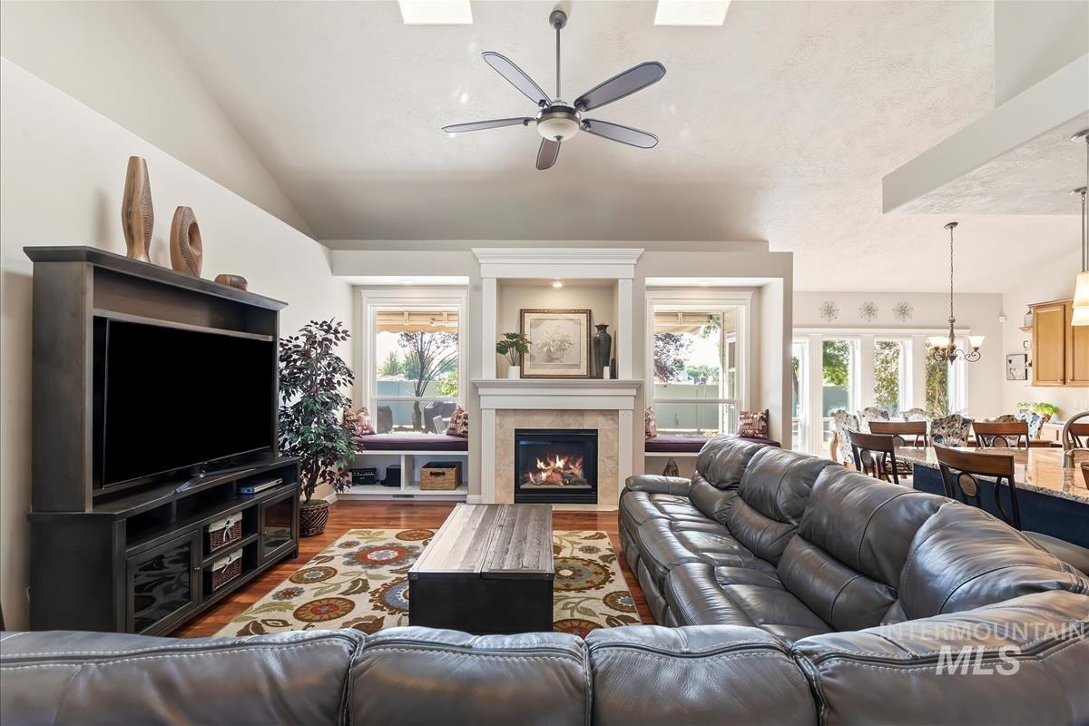 9999 W Hollandale Drive, Boise, Idaho 83709, 4 Bedrooms, 2.5 Bathrooms, Residential For Sale, Price $639,900,MLS 98982512