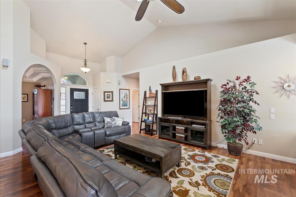 9999 W Hollandale Drive, Boise, Idaho 83709, 4 Bedrooms, 2.5 Bathrooms, Residential For Sale, Price $639,900,MLS 98982512