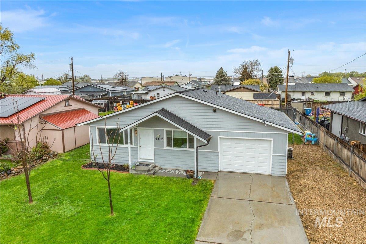 406 Parkhurst Dr., Caldwell, Idaho 83605, 3 Bedrooms, 1 Bathroom, Residential For Sale, Price $299,900, 98982513