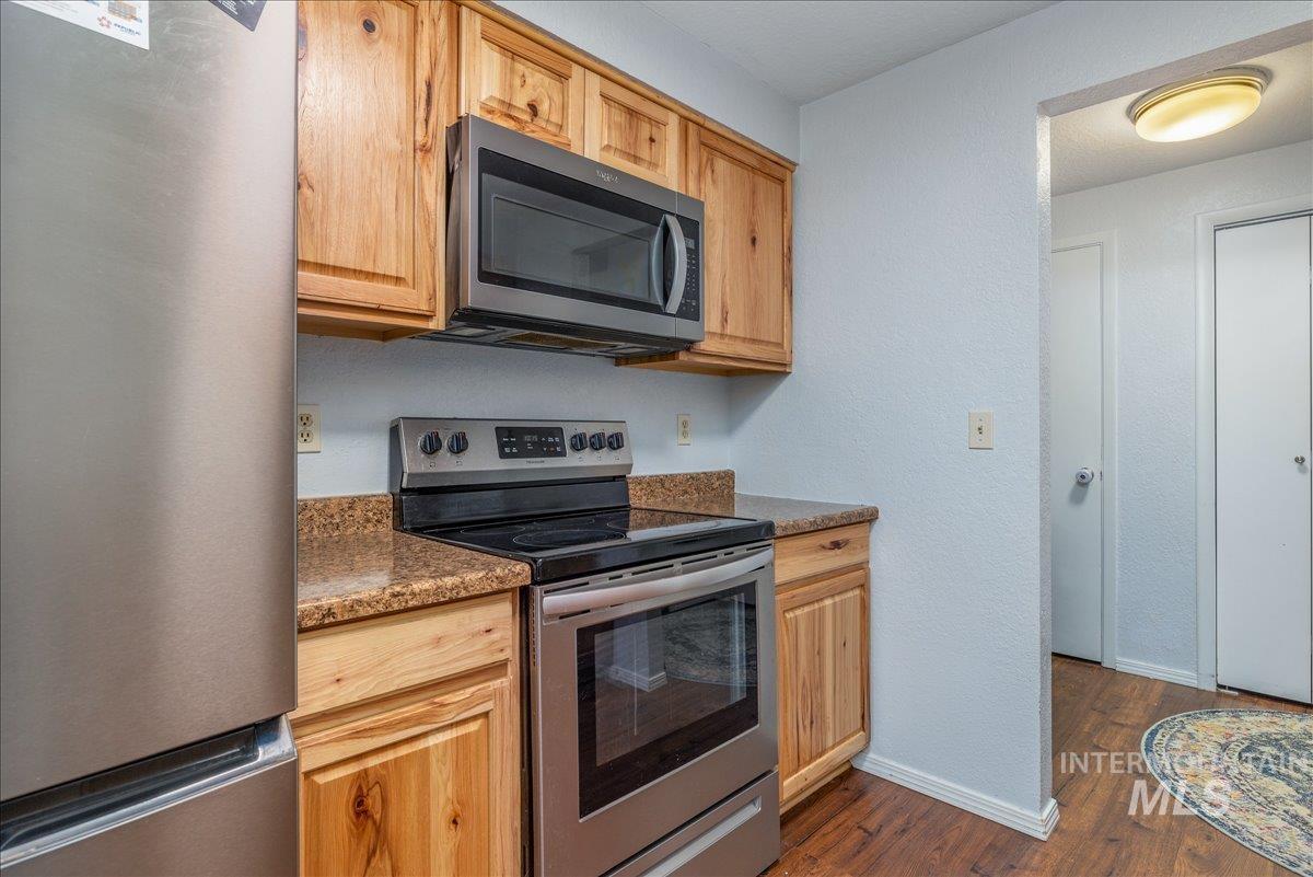 406 Parkhurst Dr., Caldwell, Idaho 83605, 3 Bedrooms, 1 Bathroom, Residential For Sale, Price $299,900, 98982513