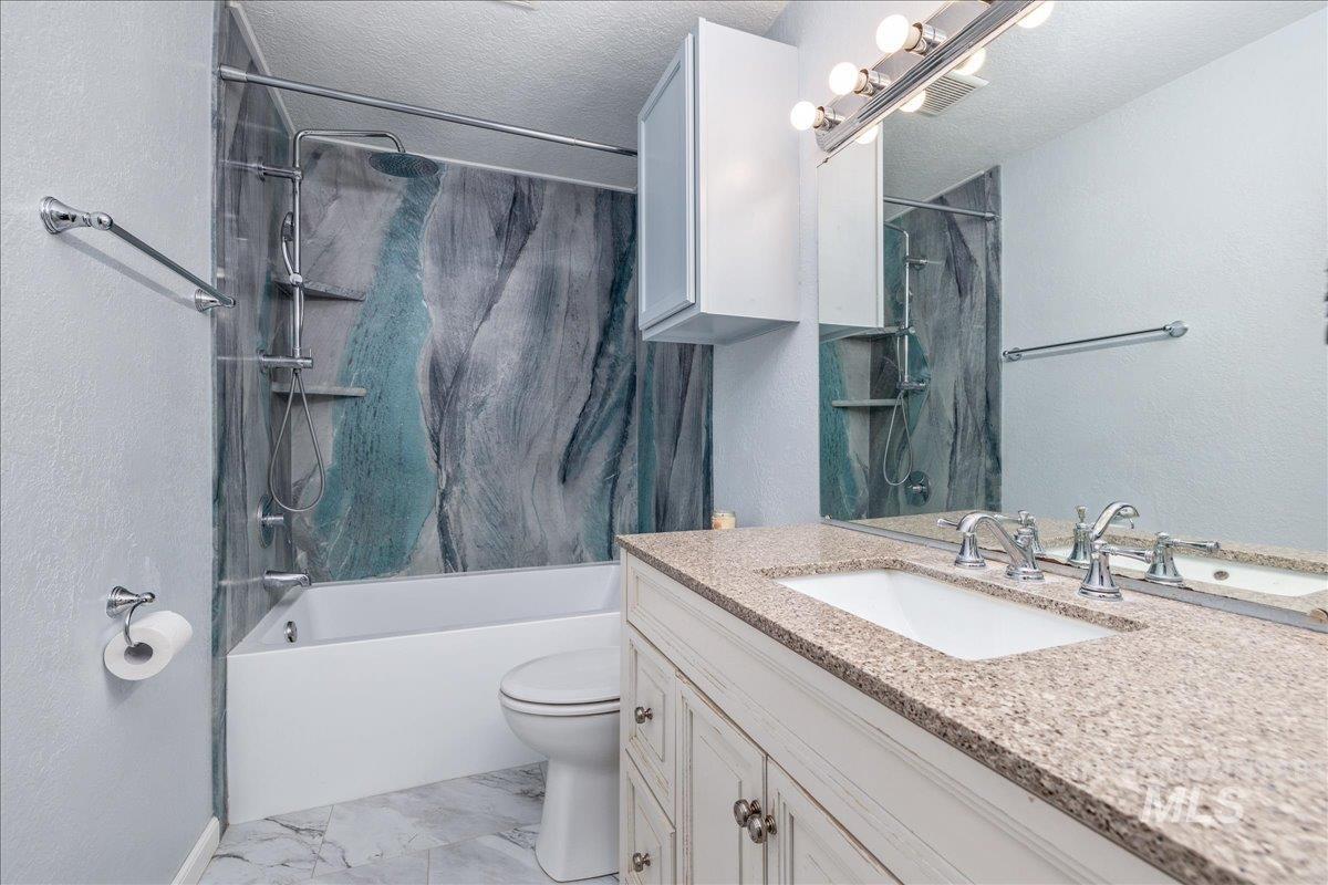 406 Parkhurst Dr., Caldwell, Idaho 83605, 3 Bedrooms, 1 Bathroom, Residential For Sale, Price $299,900, 98982513