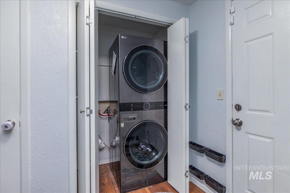 406 Parkhurst Dr., Caldwell, Idaho 83605, 3 Bedrooms, 1 Bathroom, Residential For Sale, Price $299,900, 98982513