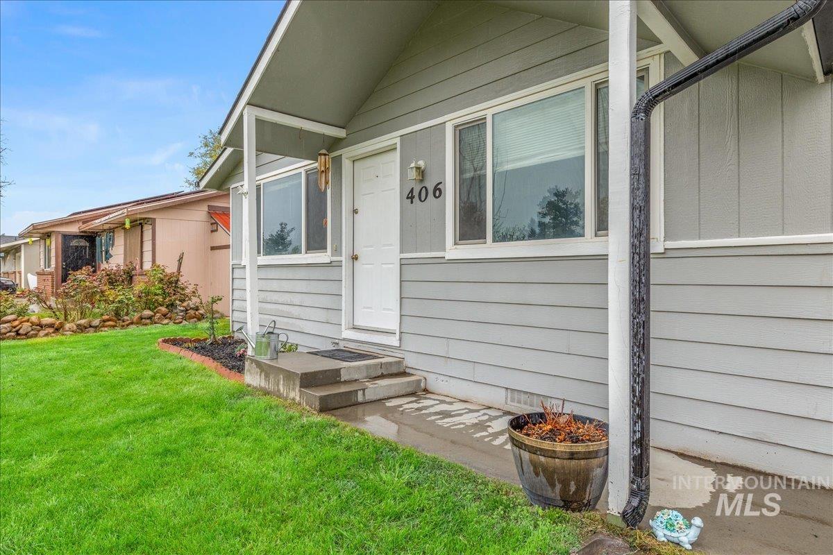 406 Parkhurst Dr., Caldwell, Idaho 83605, 3 Bedrooms, 1 Bathroom, Residential For Sale, Price $299,900, 98982513