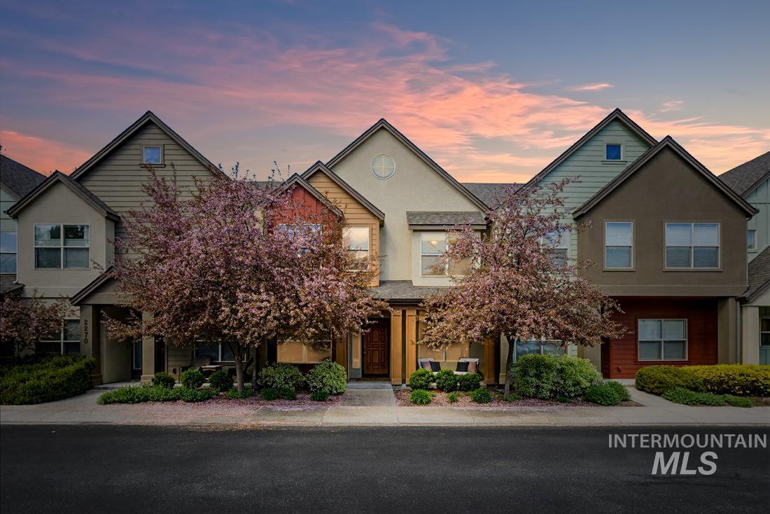 2272 S Gekeler Ln, Boise, Idaho 83706, 4 Bedrooms, 2.5 Bathrooms, Residential For Sale, Price $549,900,MLS 98982514