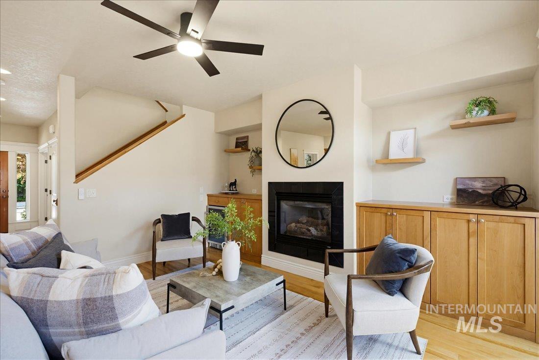 2272 S Gekeler Ln, Boise, Idaho 83706, 4 Bedrooms, 2.5 Bathrooms, Residential For Sale, Price $549,900,MLS 98982514