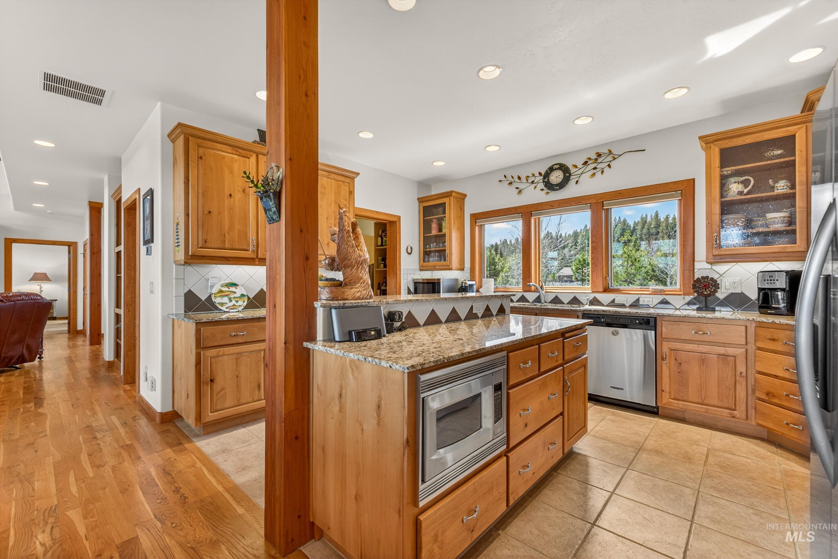 8 Bitterroot Court, McCall, Idaho 83638, 3 Bedrooms, 2.5 Bathrooms, Residential For Sale, Price $1,459,000, 98982515