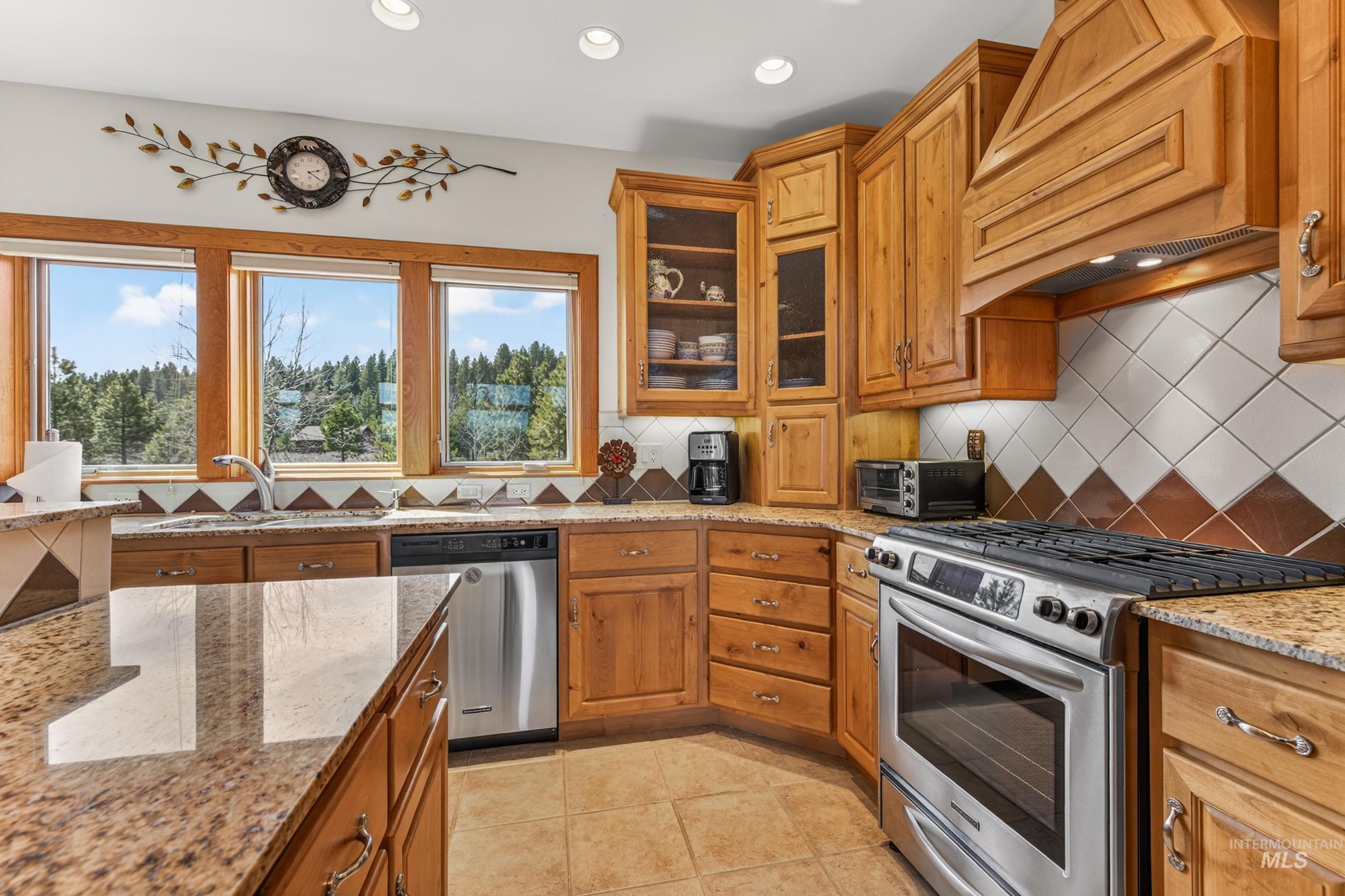 8 Bitterroot Court, McCall, Idaho 83638, 3 Bedrooms, 2.5 Bathrooms, Residential For Sale, Price $1,459,000, 98982515