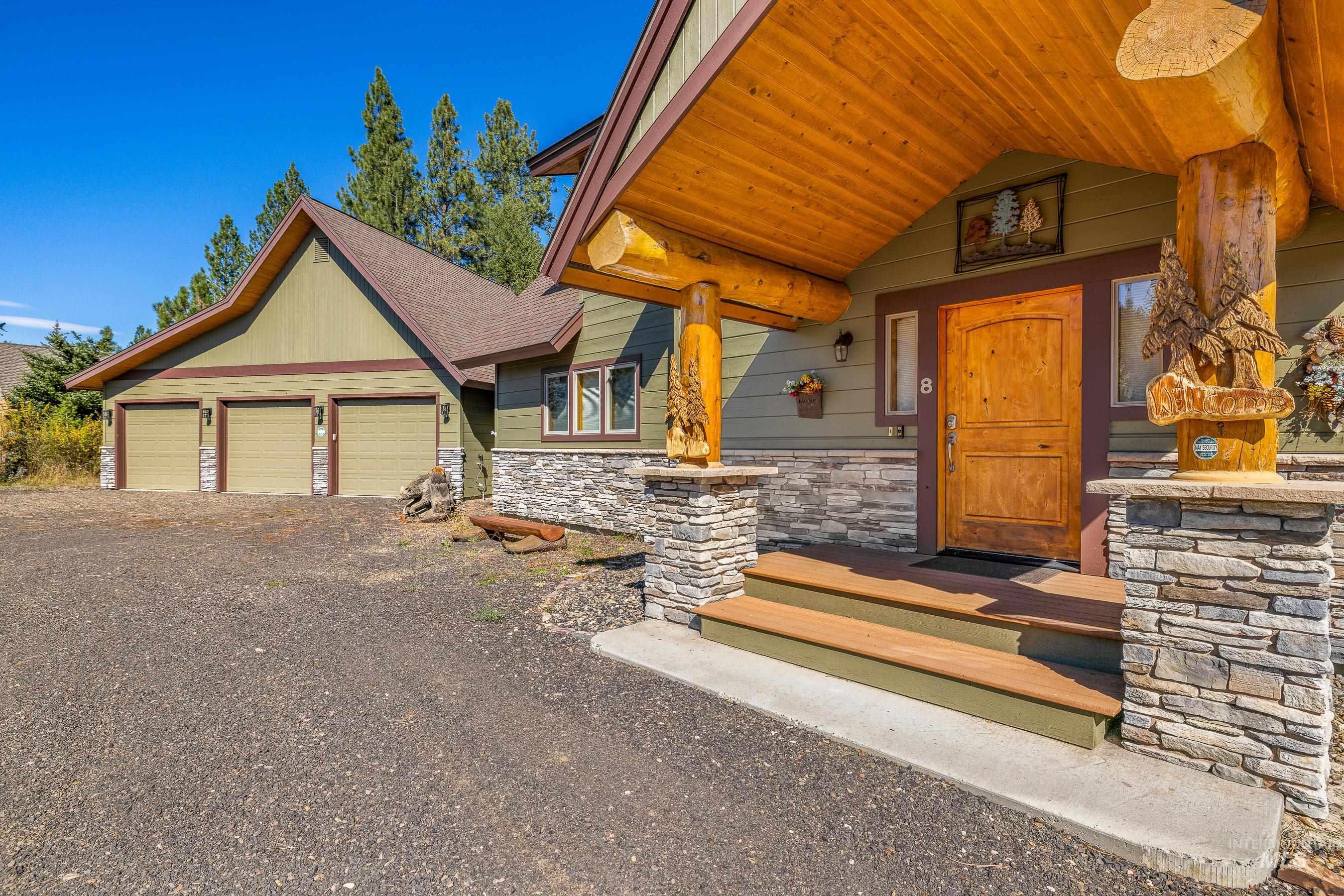 8 Bitterroot Court, McCall, Idaho 83638, 3 Bedrooms, 2.5 Bathrooms, Residential For Sale, Price $1,459,000, 98982515