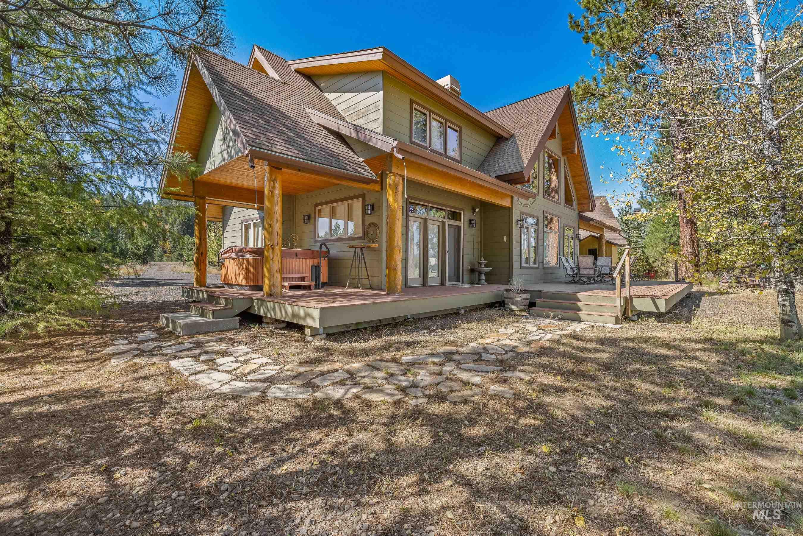 8 Bitterroot Court, McCall, Idaho 83638, 3 Bedrooms, 2.5 Bathrooms, Residential For Sale, Price $1,459,000, 98982515