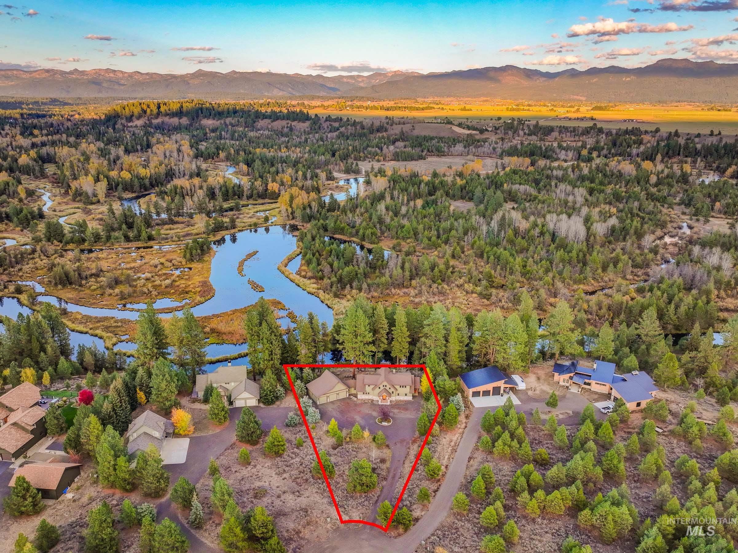8 Bitterroot Court, McCall, Idaho 83638, 3 Bedrooms, 2.5 Bathrooms, Residential For Sale, Price $1,459,000, 98982515