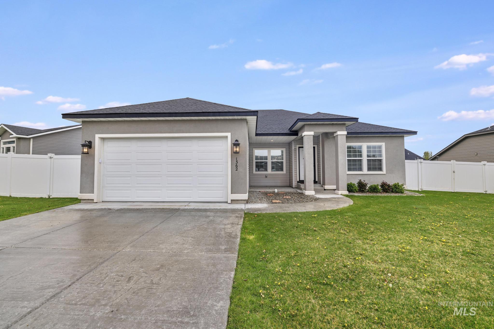 1362 Golden Pheasant Dr, Twin Falls, Idaho 83301, 4 Bedrooms, 2 Bathrooms, Residential For Sale, Price $399,900,MLS 98982516