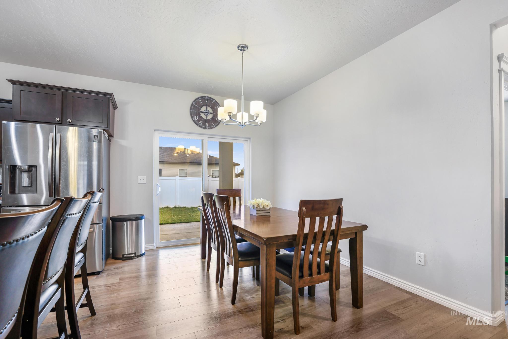 1362 Golden Pheasant Dr, Twin Falls, Idaho 83301, 4 Bedrooms, 2 Bathrooms, Residential For Sale, Price $429,900,MLS 98982516