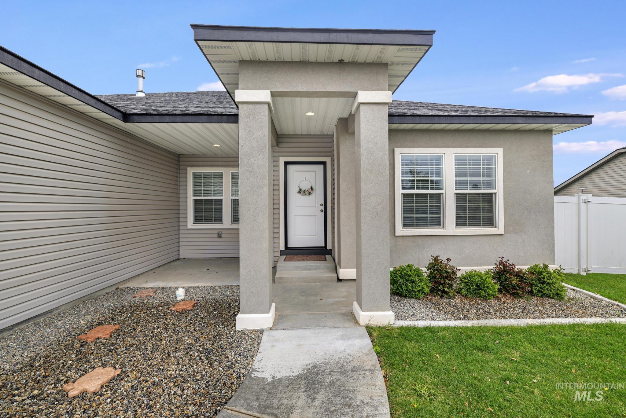 1362 Golden Pheasant Dr, Twin Falls, Idaho 83301, 4 Bedrooms, 2 Bathrooms, Residential For Sale, Price $429,900,MLS 98982516