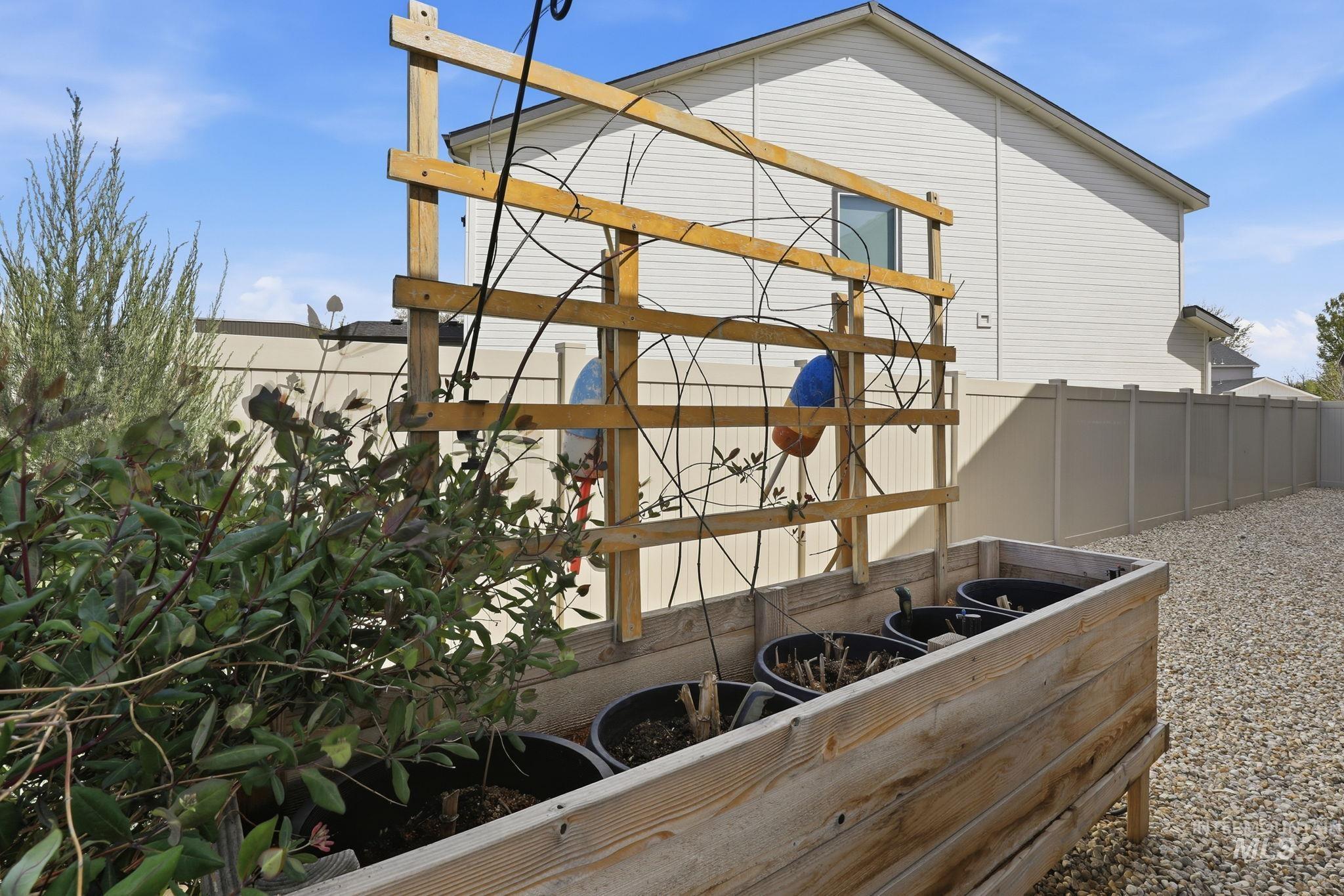 133 Insight Ct, Middleton, Idaho 83644, 3 Bedrooms, 2 Bathrooms, Residential For Sale, Price $609,900,MLS 98982517