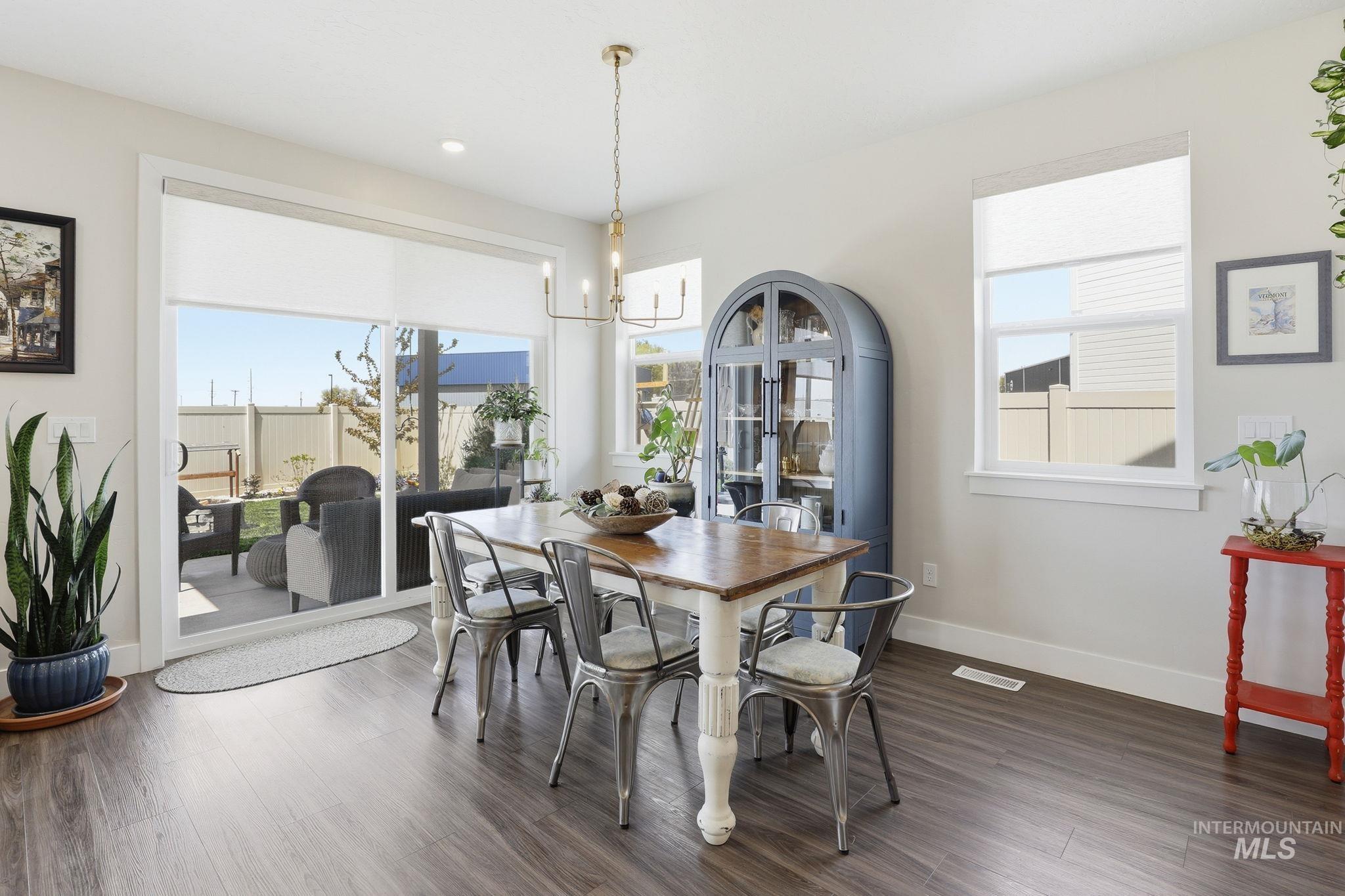 133 Insight Ct, Middleton, Idaho 83644, 3 Bedrooms, 2 Bathrooms, Residential For Sale, Price $609,900,MLS 98982517