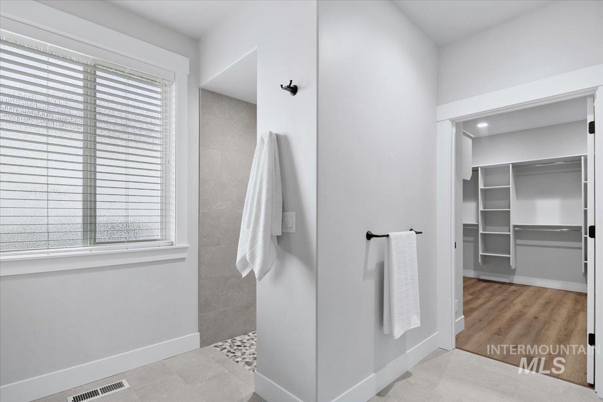 12277 W Cobalt Lake Dr, Star, Idaho 83669, 3 Bedrooms, 3.5 Bathrooms, Residential For Sale, Price $1,000,000, 98982518