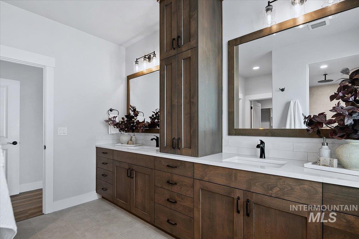 12277 W Cobalt Lake Dr, Star, Idaho 83669, 3 Bedrooms, 3.5 Bathrooms, Residential For Sale, Price $1,000,000, 98982518