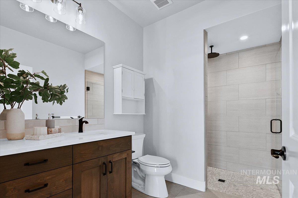 12277 W Cobalt Lake Dr, Star, Idaho 83669, 3 Bedrooms, 3.5 Bathrooms, Residential For Sale, Price $1,000,000, 98982518