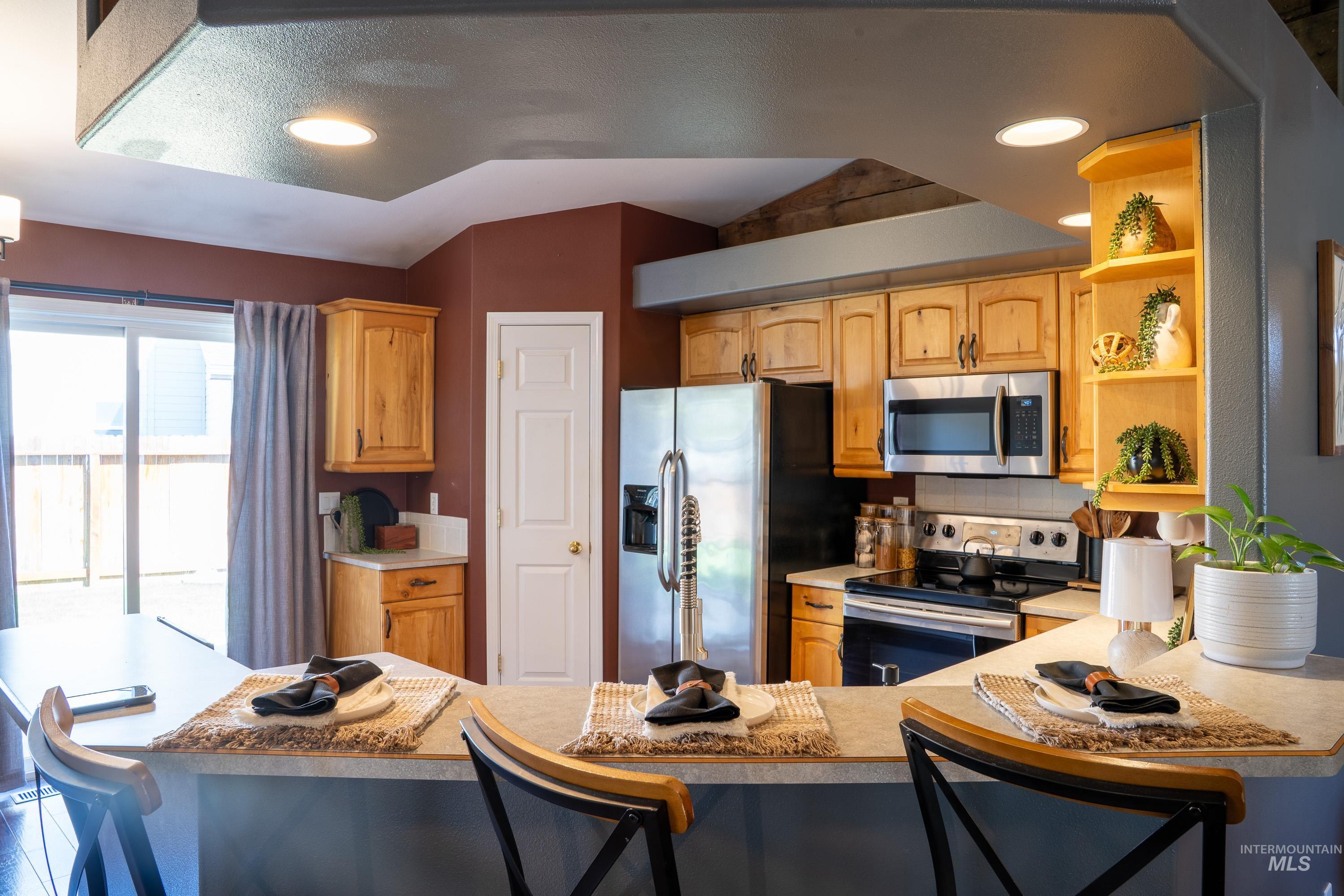 1462 W. McHenry St, Kuna, Idaho 83634, 3 Bedrooms, 2 Bathrooms, Residential For Sale, Price $411,000,MLS 98982520