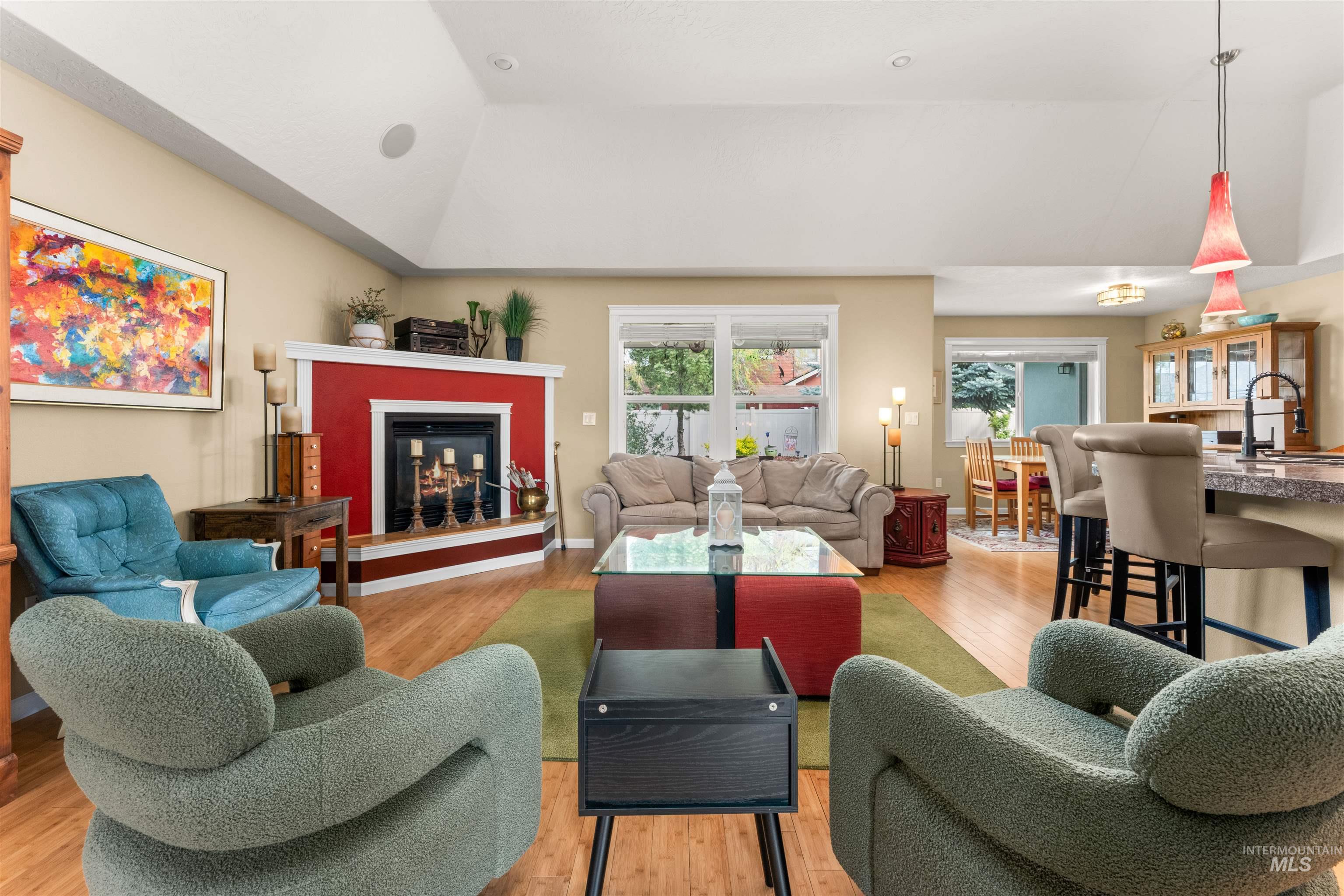 1118 Palace Ave., Emmett, Idaho 83617, 3 Bedrooms, 2.5 Bathrooms, Residential For Sale, Price $465,000,MLS 98982521