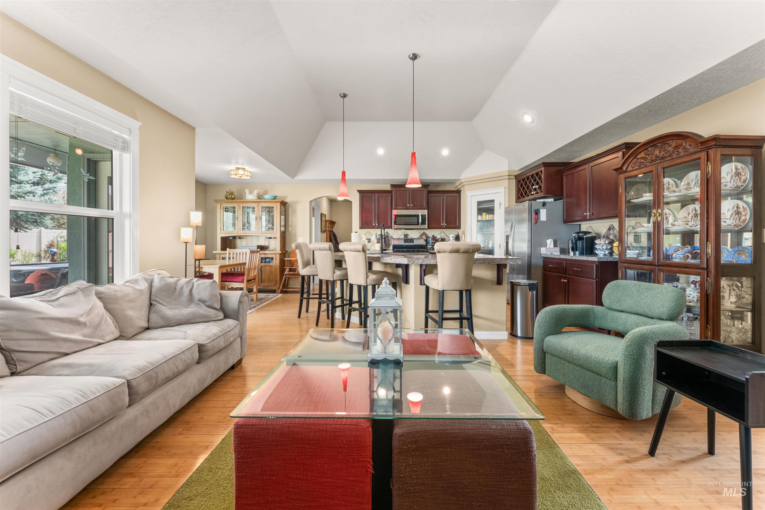 1118 Palace Ave., Emmett, Idaho 83617, 3 Bedrooms, 2.5 Bathrooms, Residential For Sale, Price $465,000,MLS 98982521