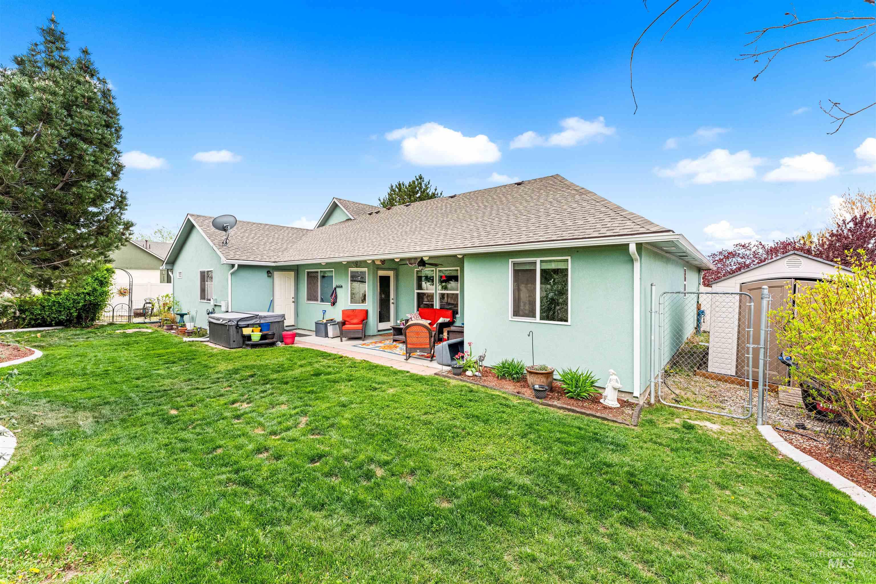 1118 Palace Ave., Emmett, Idaho 83617, 3 Bedrooms, 2.5 Bathrooms, Residential For Sale, Price $465,000,MLS 98982521