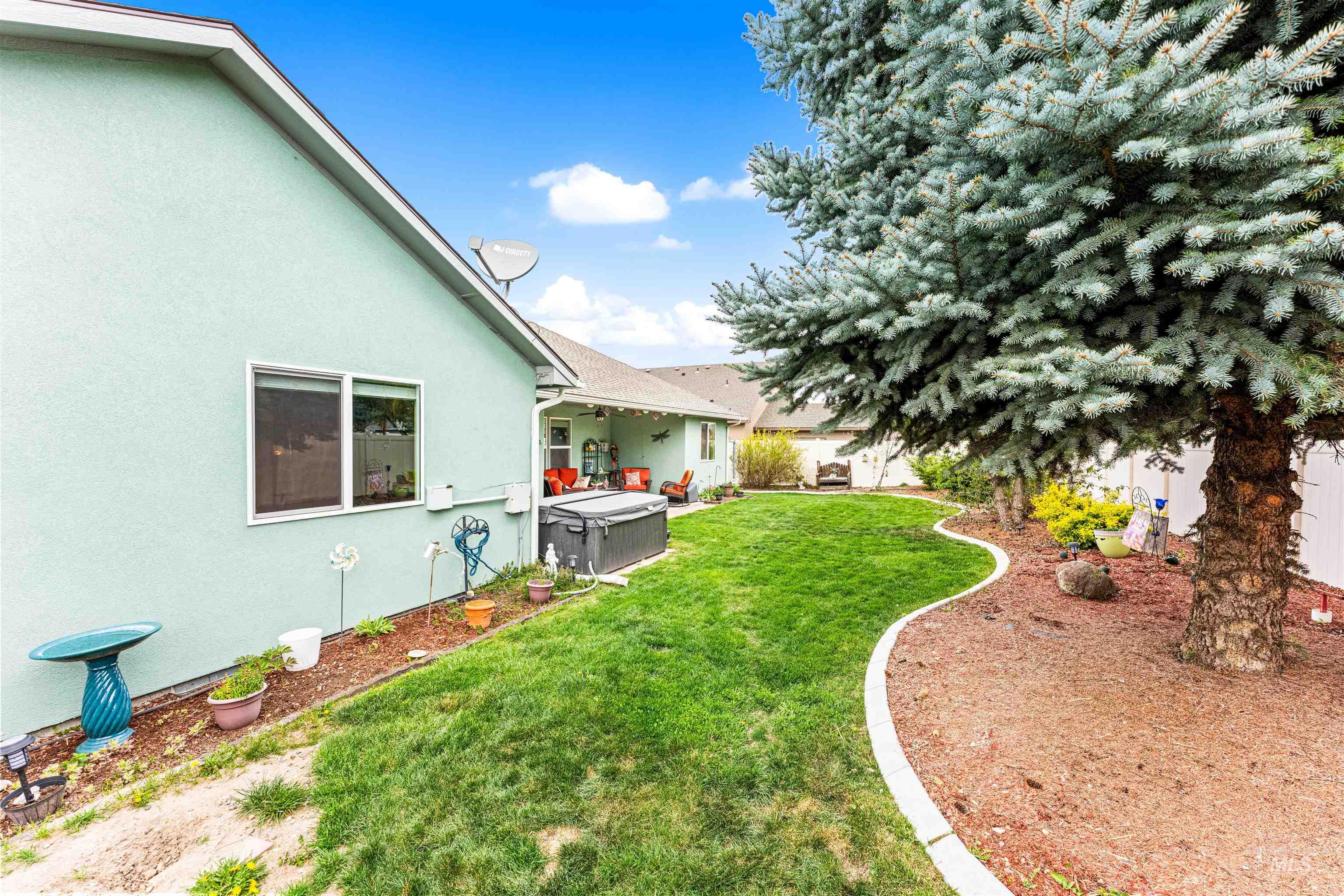 1118 Palace Ave., Emmett, Idaho 83617, 3 Bedrooms, 2.5 Bathrooms, Residential For Sale, Price $465,000,MLS 98982521