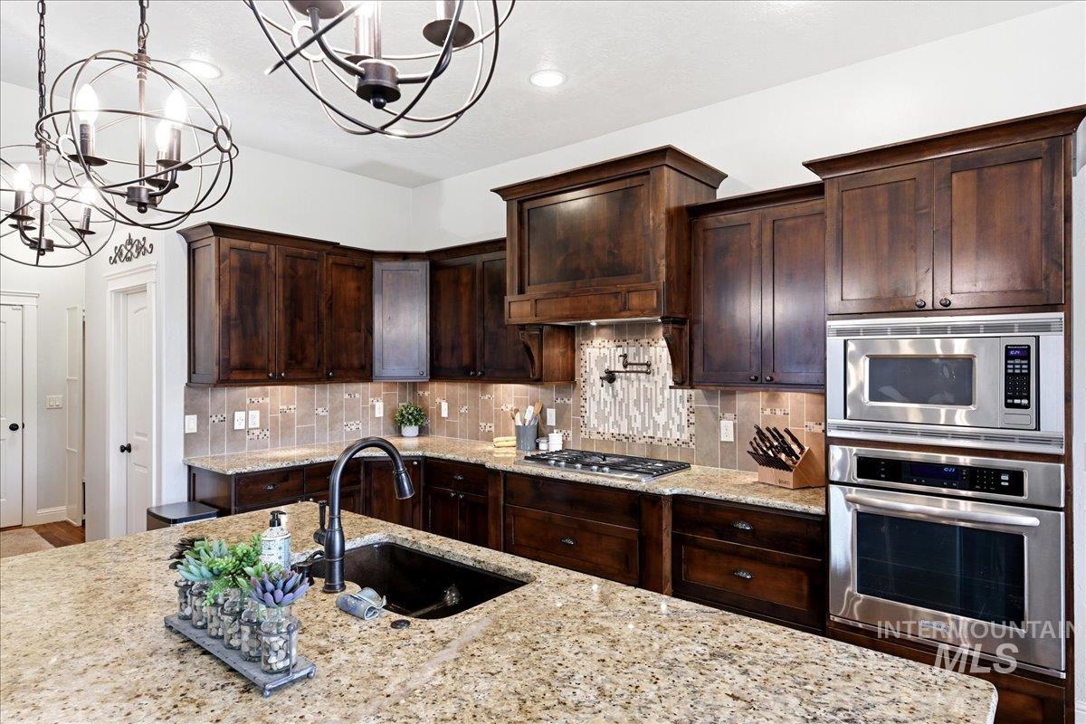 11538 W Sharpthorn Dr, Boise, Idaho 83709, 4 Bedrooms, 3 Bathrooms, Residential For Sale, Price $699,900,MLS 98982522