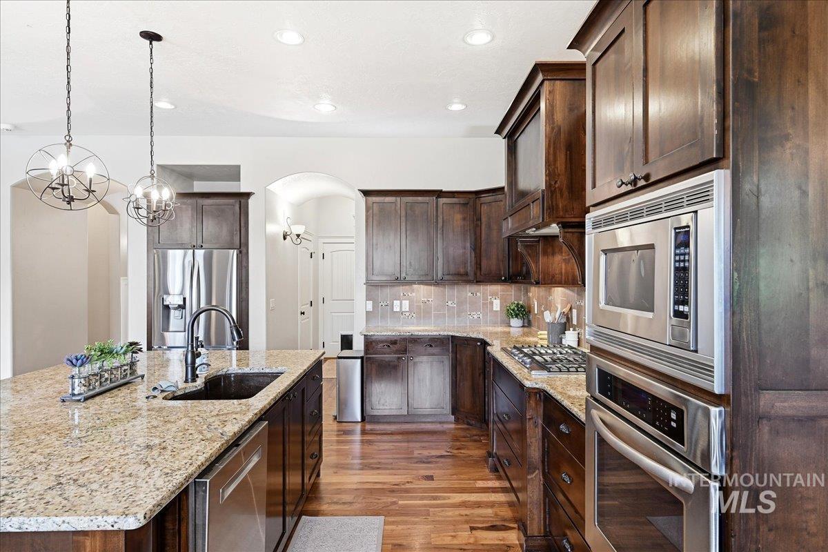 11538 W Sharpthorn Dr, Boise, Idaho 83709, 4 Bedrooms, 3 Bathrooms, Residential For Sale, Price $699,900,MLS 98982522