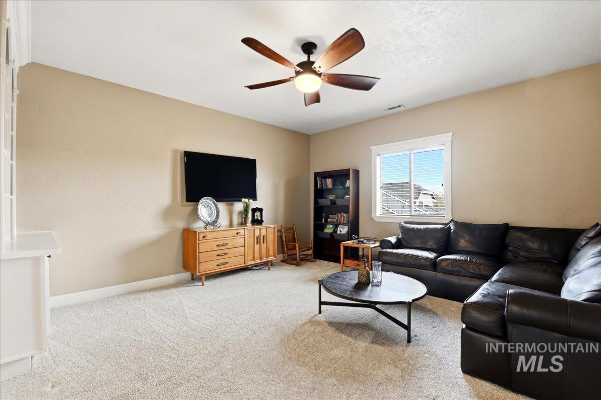 11538 W Sharpthorn Dr, Boise, Idaho 83709, 4 Bedrooms, 3 Bathrooms, Residential For Sale, Price $699,900,MLS 98982522