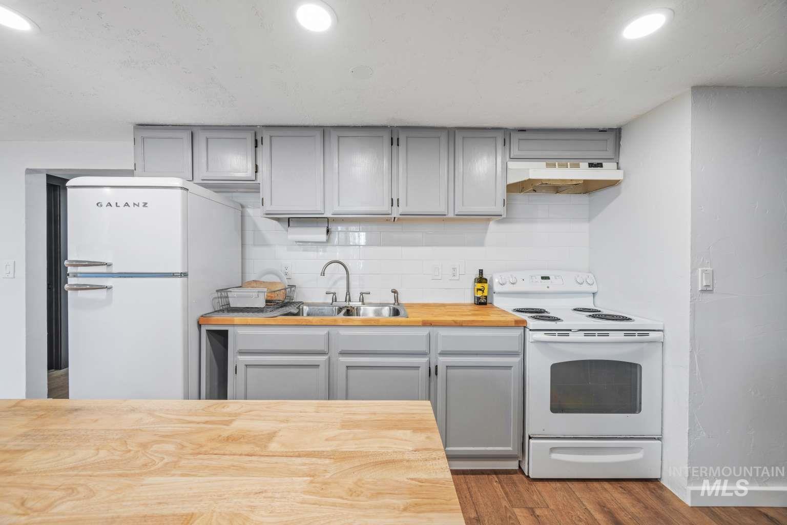 409 W Ada St, Boise, Idaho 83702, 5 Bedrooms, 3 Bathrooms, Residential For Sale, Price $1,200,000, 98982523