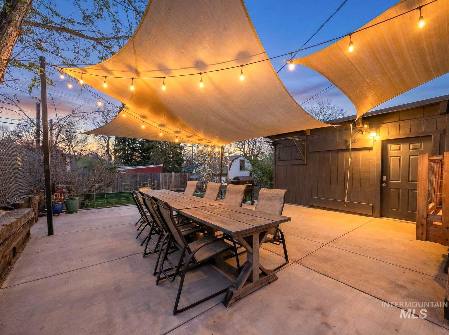 409 W Ada St, Boise, Idaho 83702, 5 Bedrooms, 3 Bathrooms, Residential For Sale, Price $1,200,000, 98982523