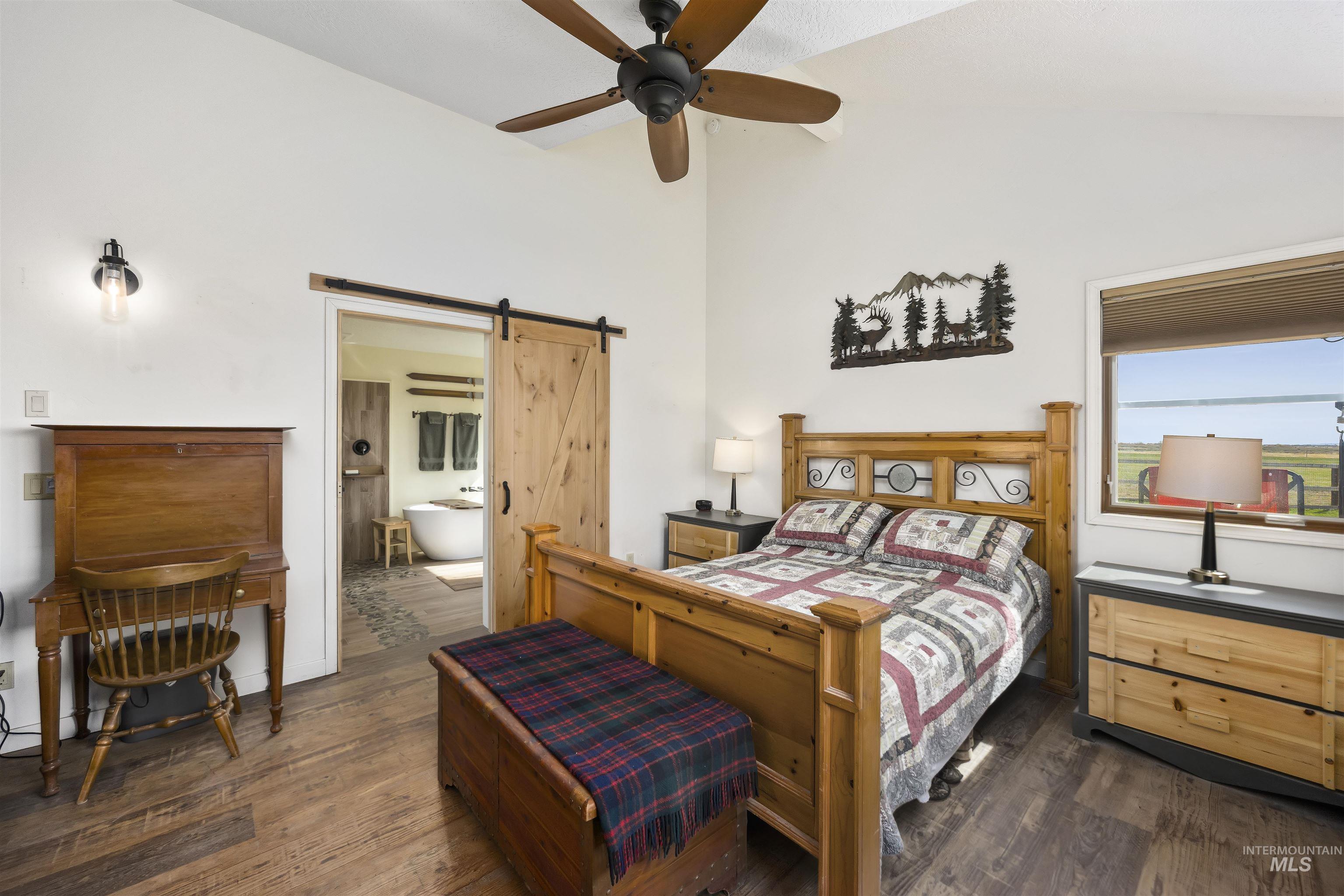 115 W Horseshoe Loop, Fairfield, Idaho 83327, 2 Bedrooms, 2.5 Bathrooms, Residential For Sale, Price $675,000,MLS 98982524