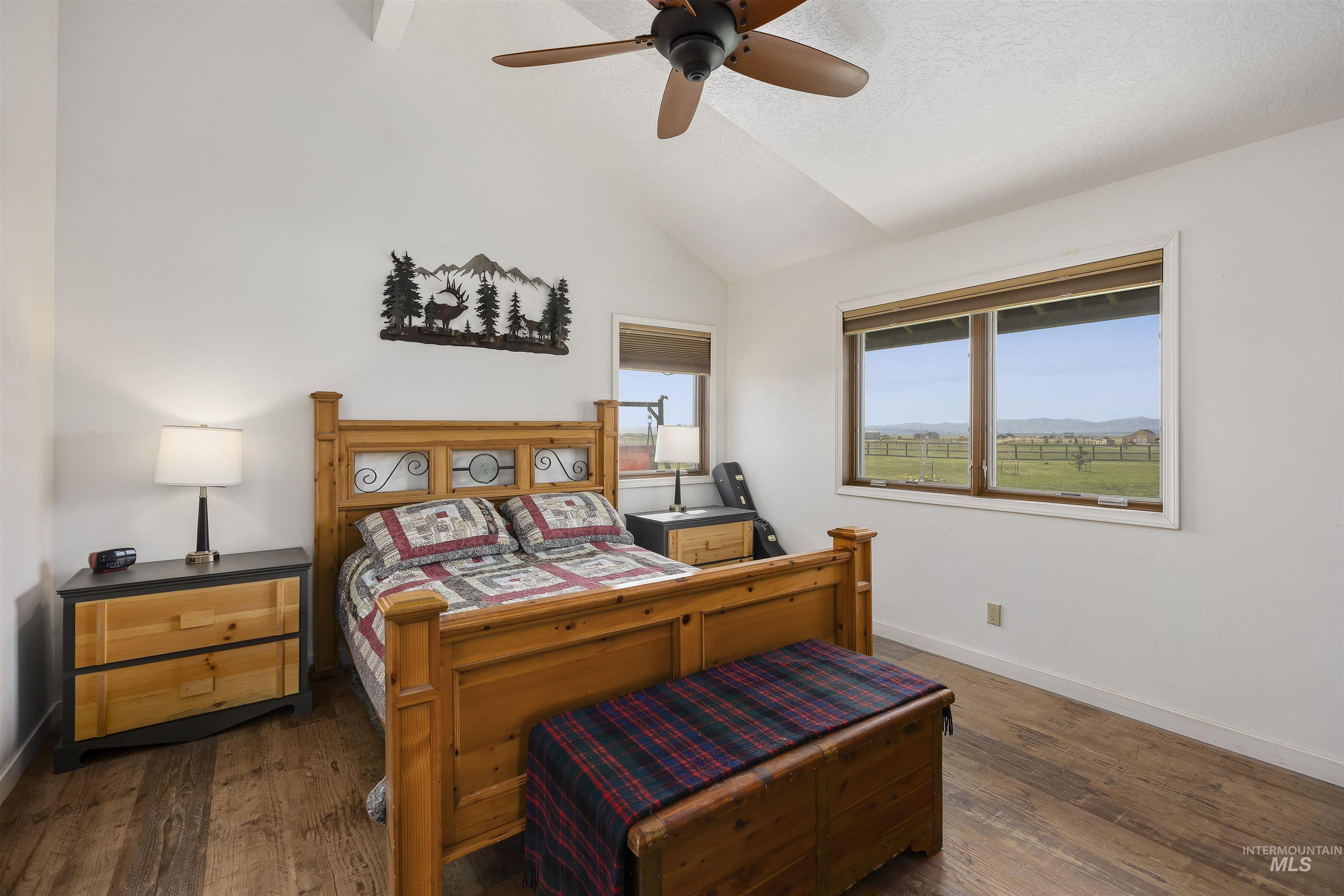 115 W Horseshoe Loop, Fairfield, Idaho 83327, 2 Bedrooms, 2.5 Bathrooms, Residential For Sale, Price $675,000,MLS 98982524