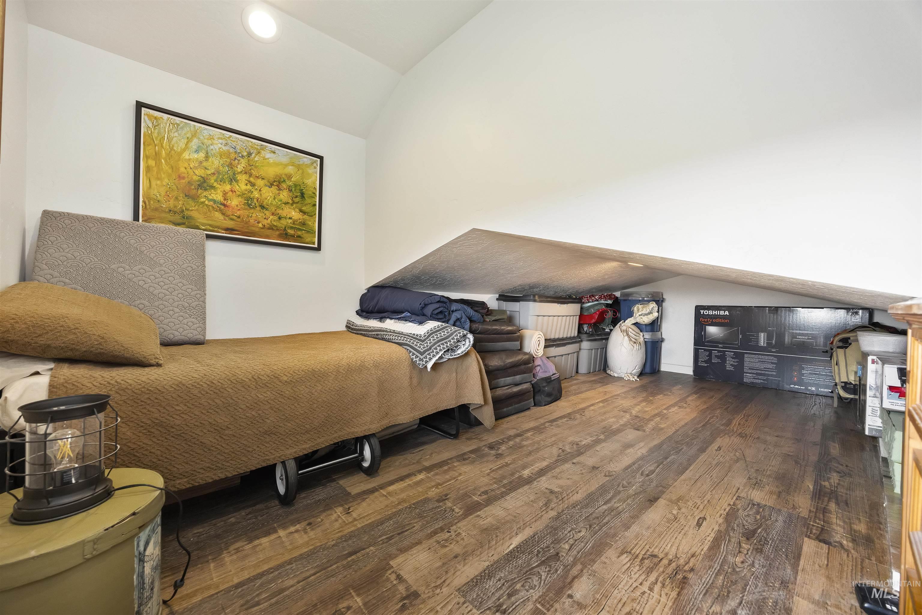 115 W Horseshoe Loop, Fairfield, Idaho 83327, 2 Bedrooms, 2.5 Bathrooms, Residential For Sale, Price $675,000,MLS 98982524